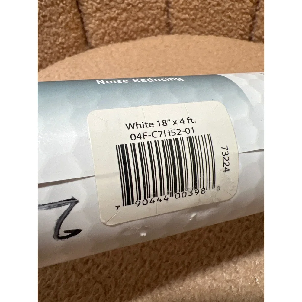 Con-Tact Brand Grip Prints White Cushioned Shelf Liner 18in x 4ft 04F-C7H52-01